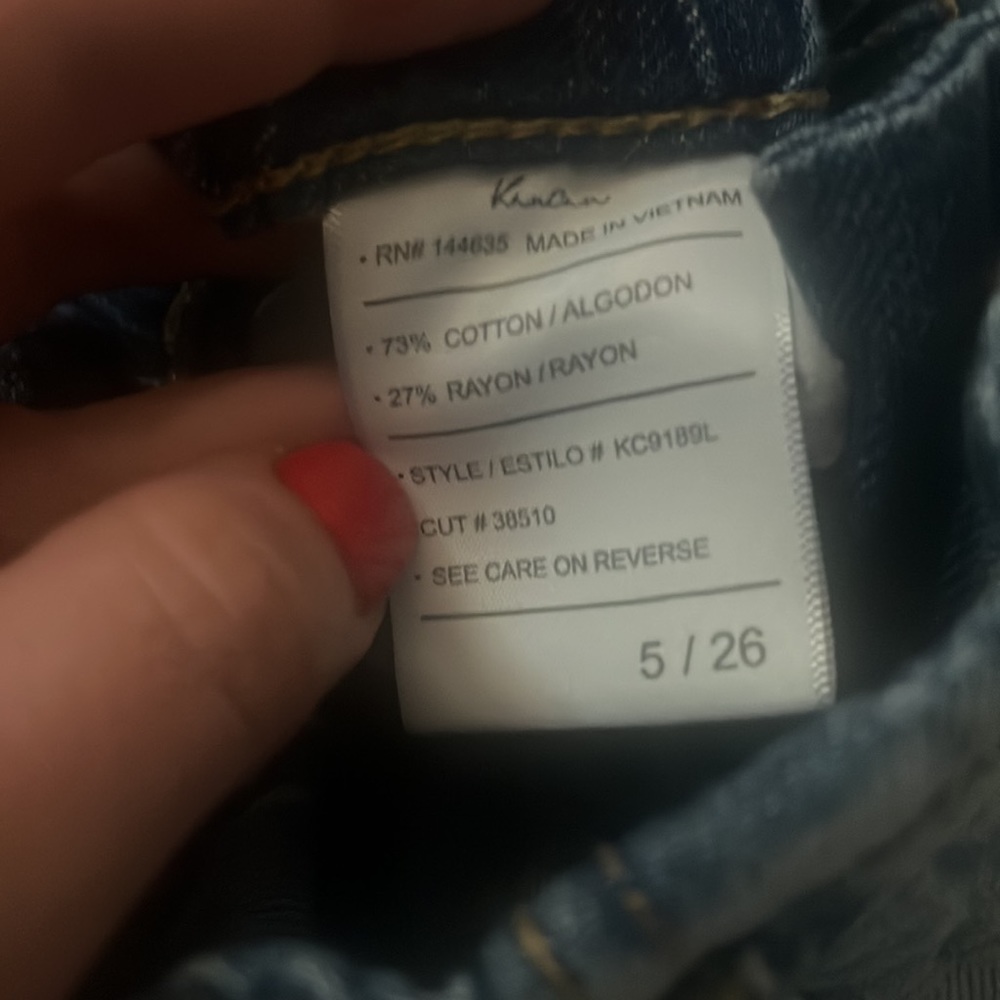 KANCAN HIGH RISE MOM JEANS SIZE 5/26 DISTRESSED / LIGHT / 90s Y2K Style NWOT - Picture 5 of 10